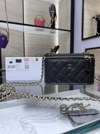 Ch*el clutch with chain 10x16x8cm