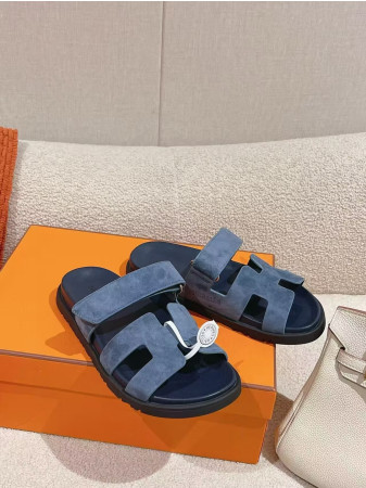 ua H**me5 chypre sandal