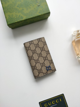 G*u*i gg  card case wallet