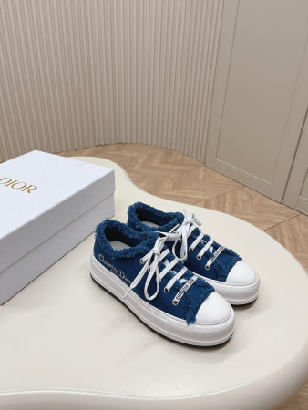 ua walk'n'D*or platform sneaker