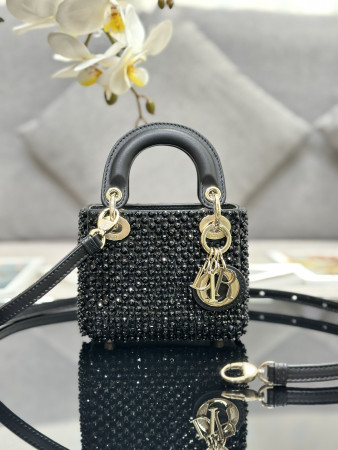 lady D*or ultra-mini embroidered micro-beads 12 x 10.2 x 5 cm