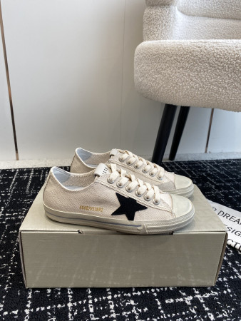 UA Golden Goose V-STAR Sneaker