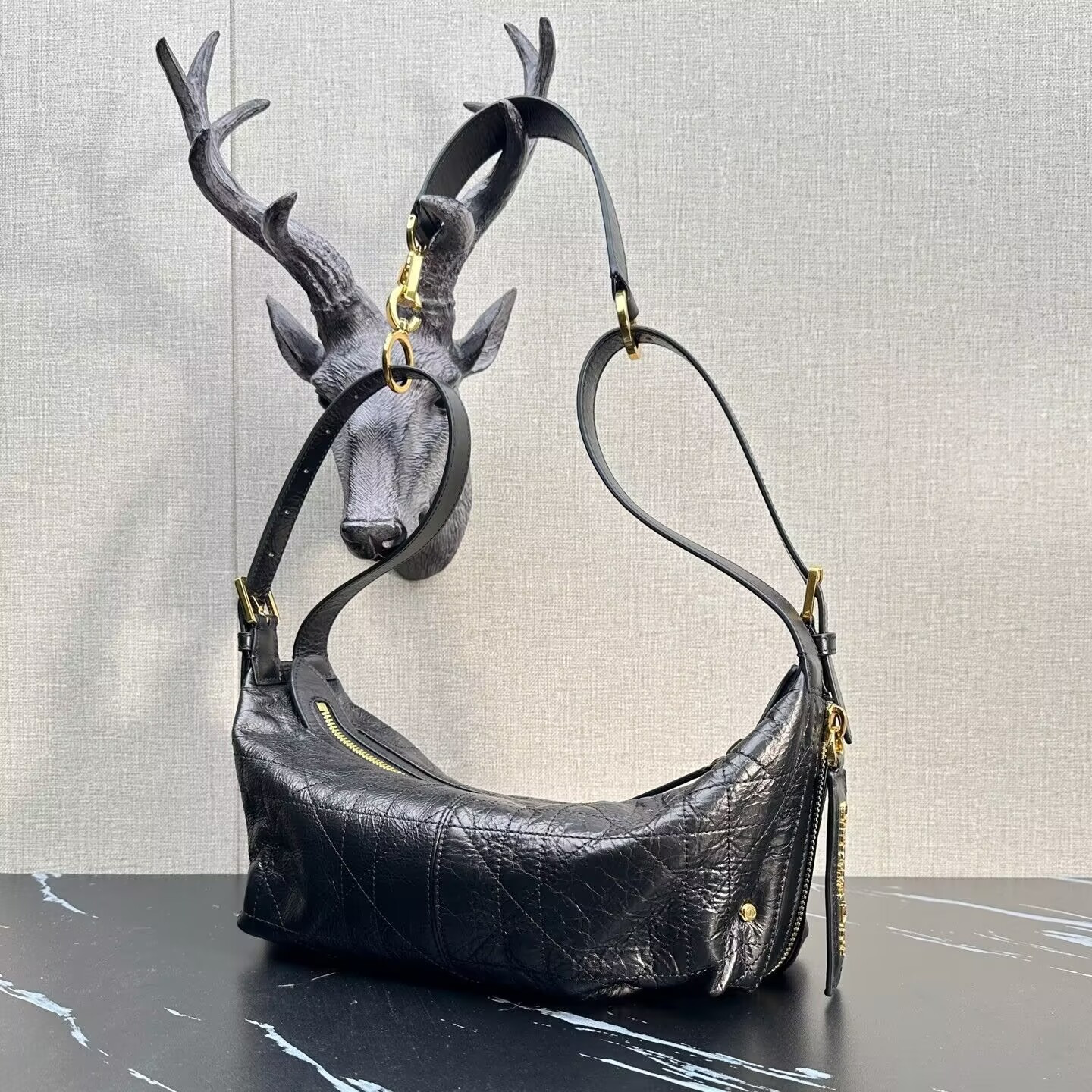 D*or small d-journey bag in crinkled calfskin 25.5 x 14.5 x 14 cm