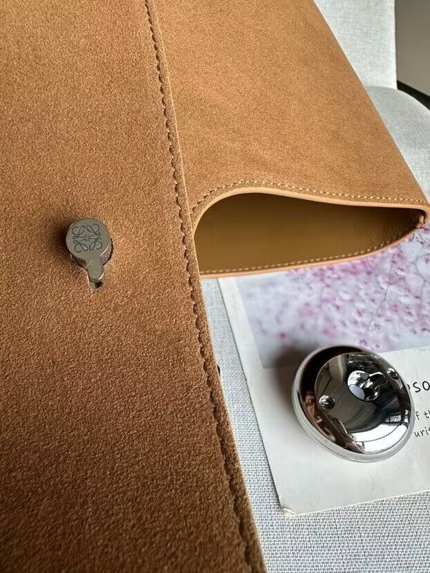 L0ew* large pebble bucket bag in suede calfskin 33x28x28cm