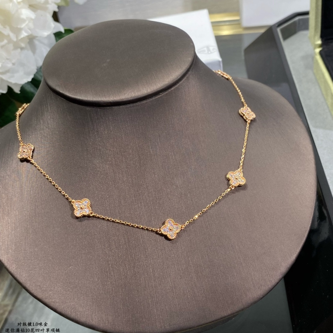 v*n cl*f & arpels full Di*m*nd mini ten flower four-leaf clover necklace