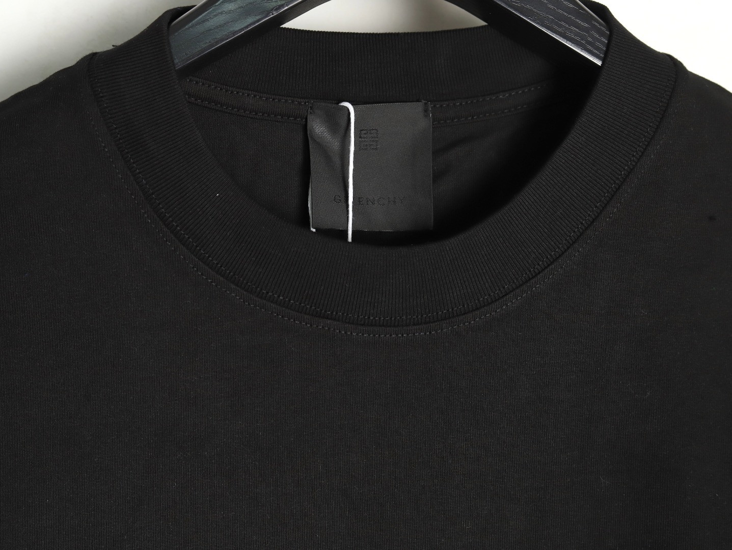 GIVENCHY 25ss Short-sleeved T-shirt