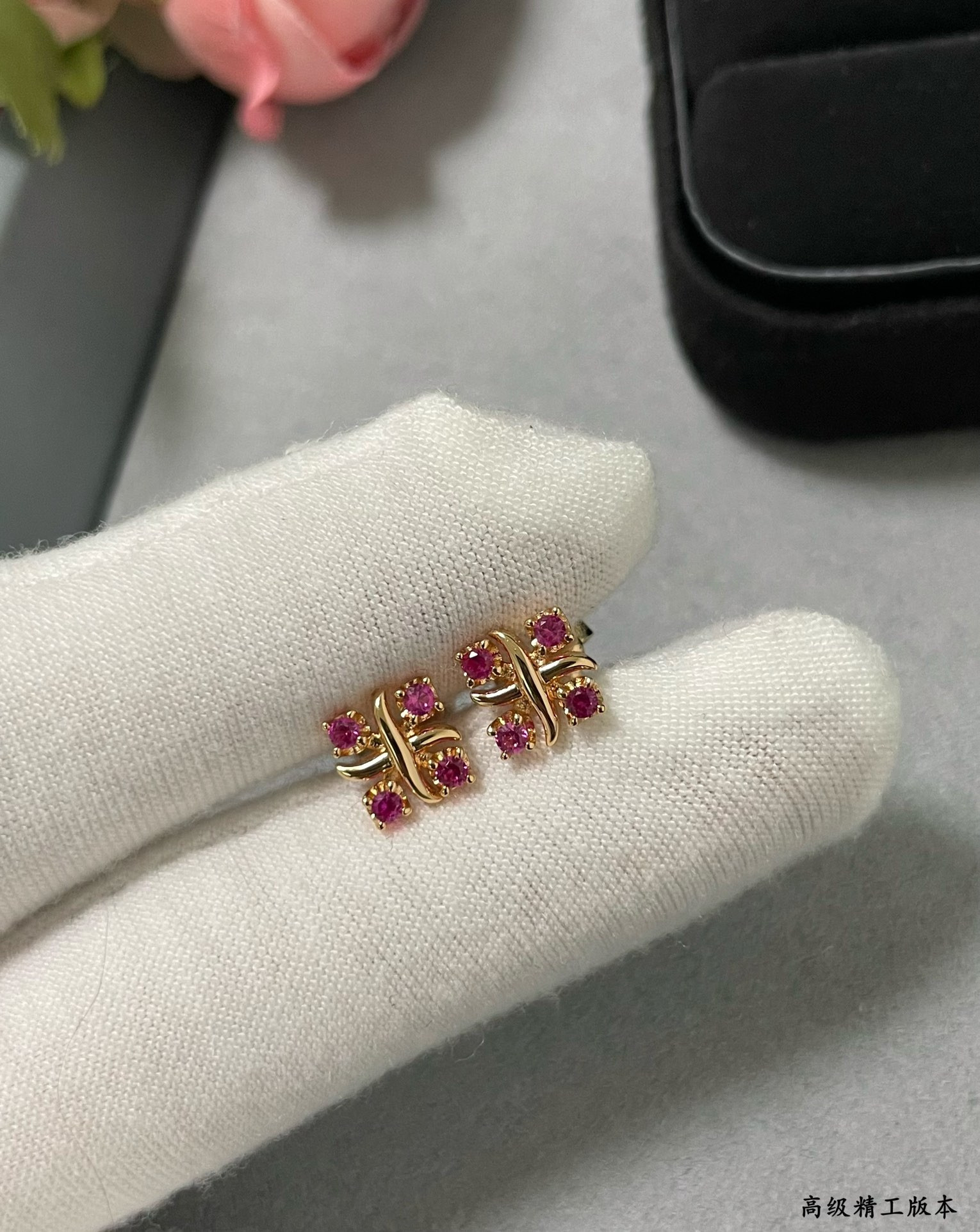 T*f*ny & co. double tone cross earrings