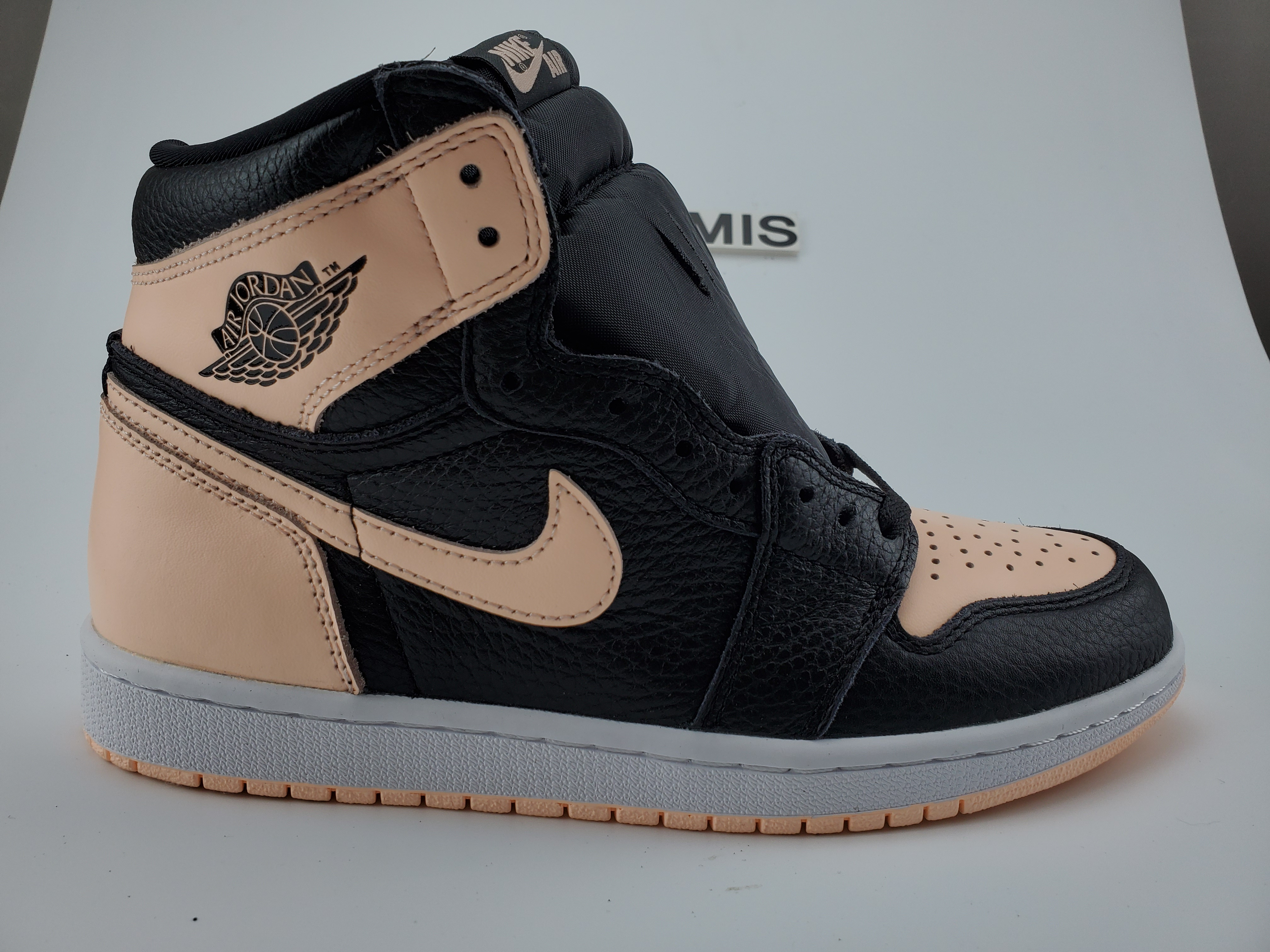 Jordan 1 Retro High Black Crimson Tint