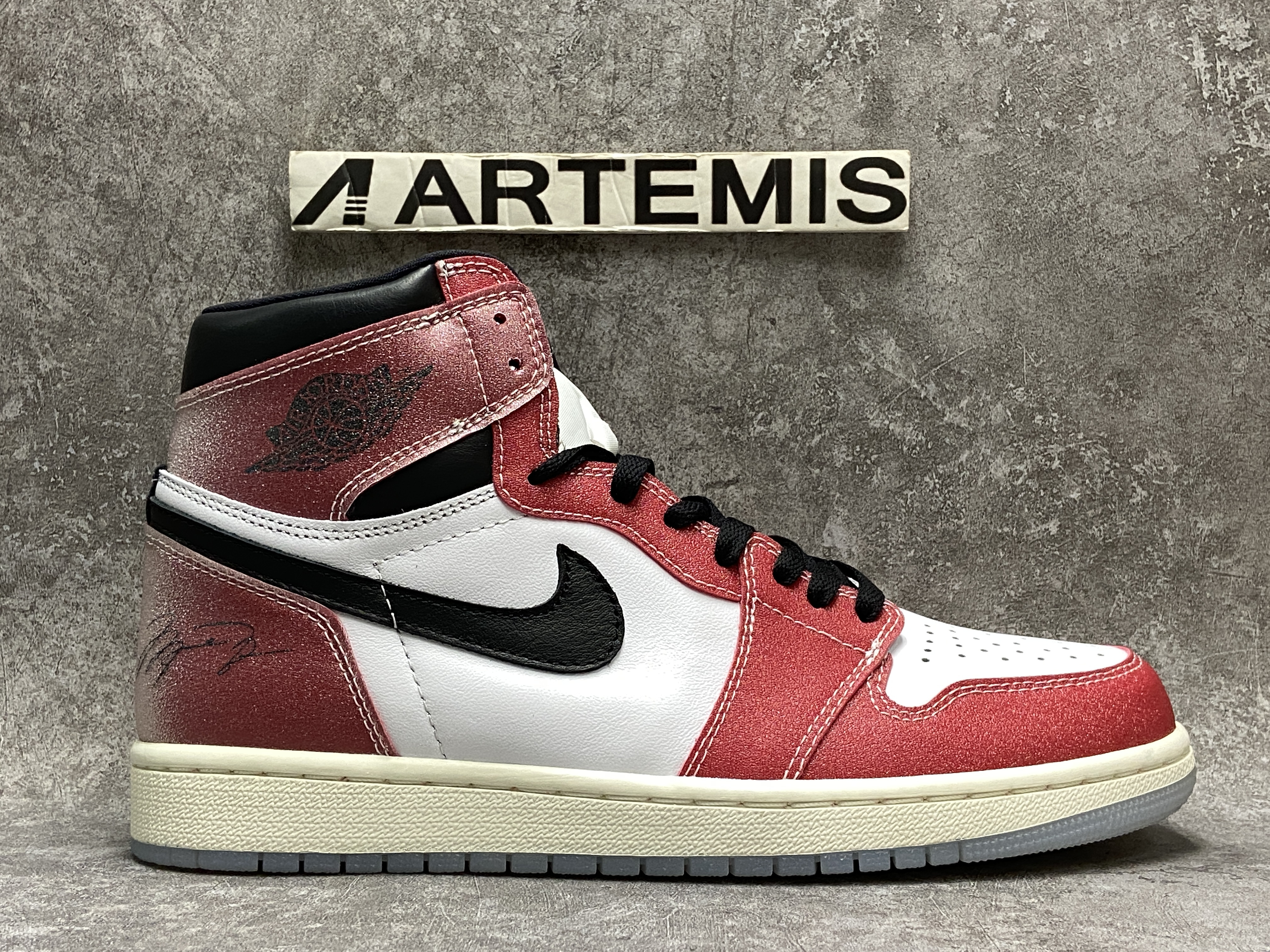 Jordan 1 Retro High Trophy Room Chicago