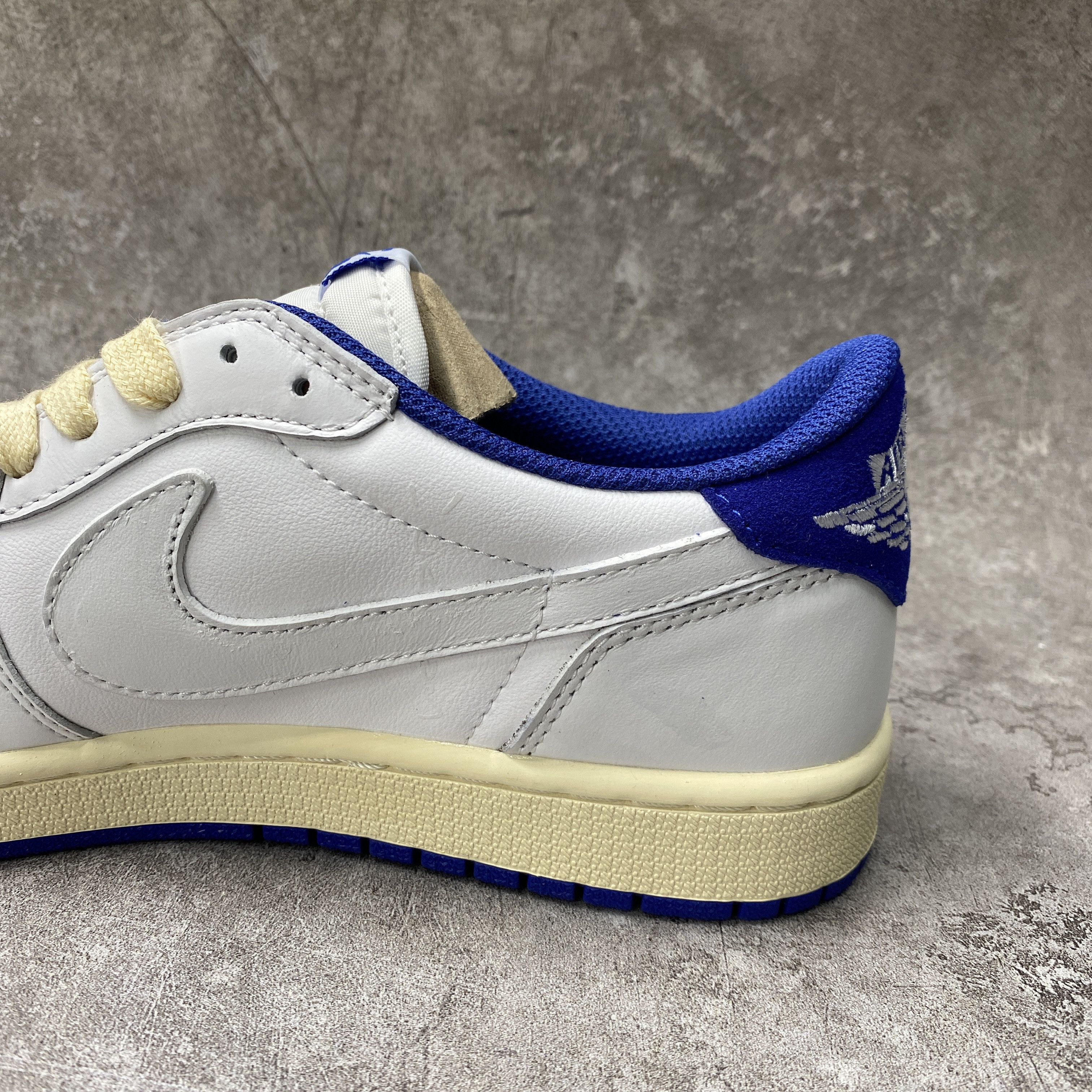 Travis Scott x Air Jordan 1 Low White Blue