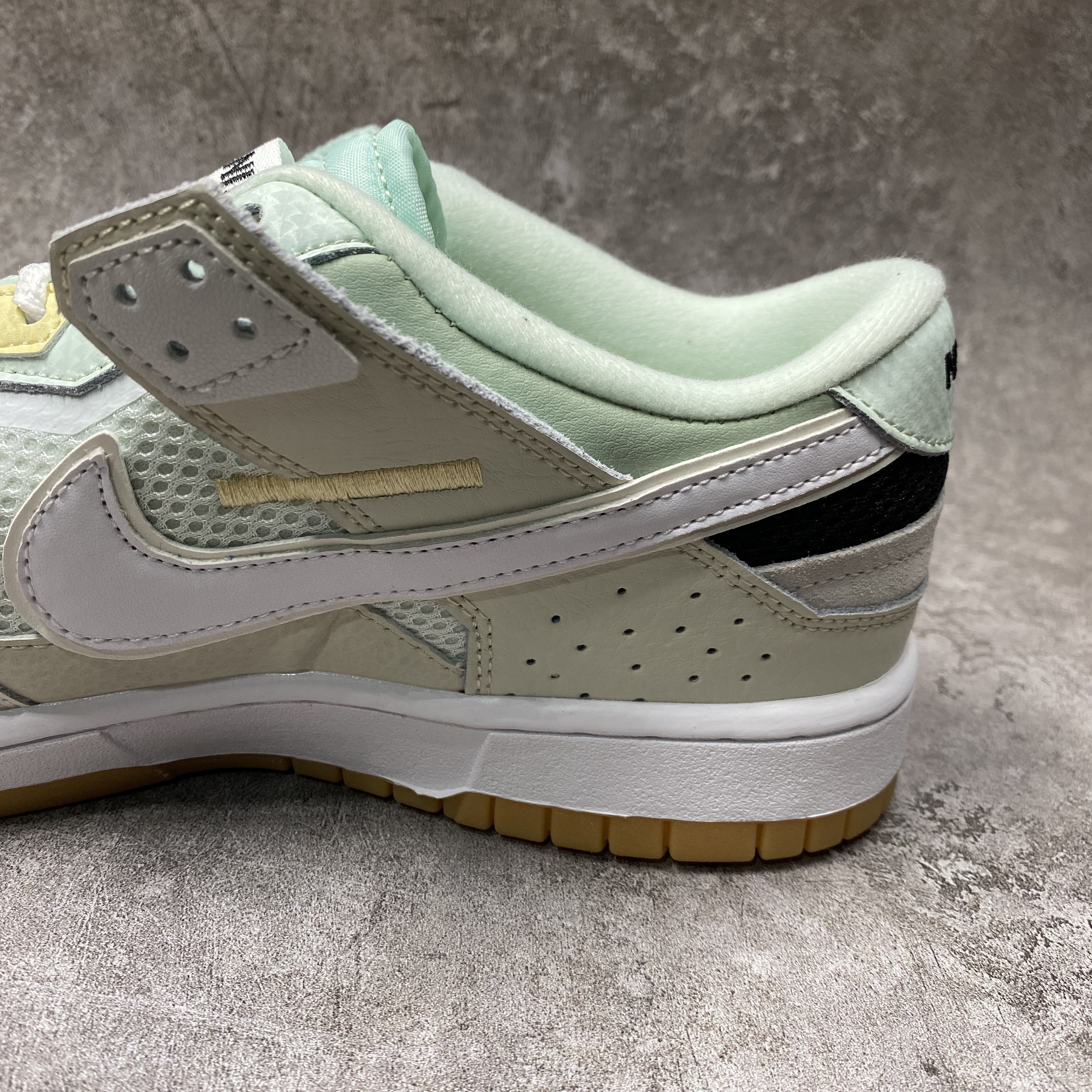 Nike Dunk Low Scrap