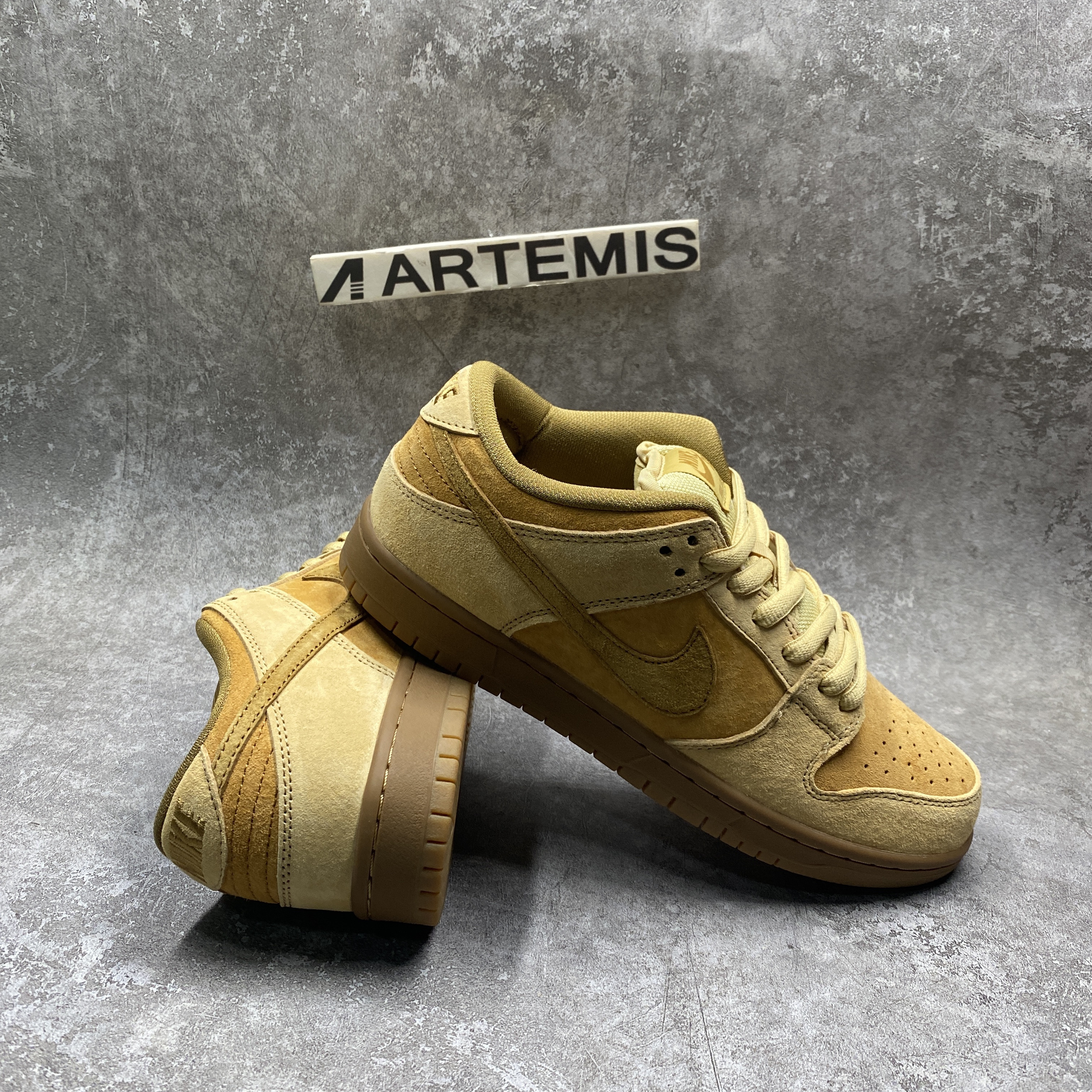 Nike SB Dunk Low Reese Forbes Wheat