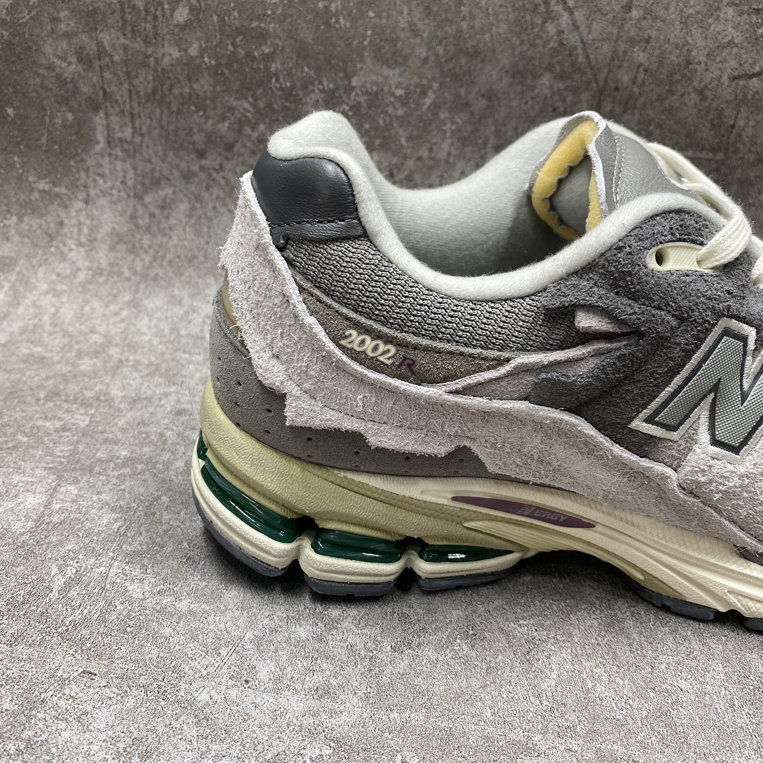 New Balance 2002R Protection Pack Rain Cloud