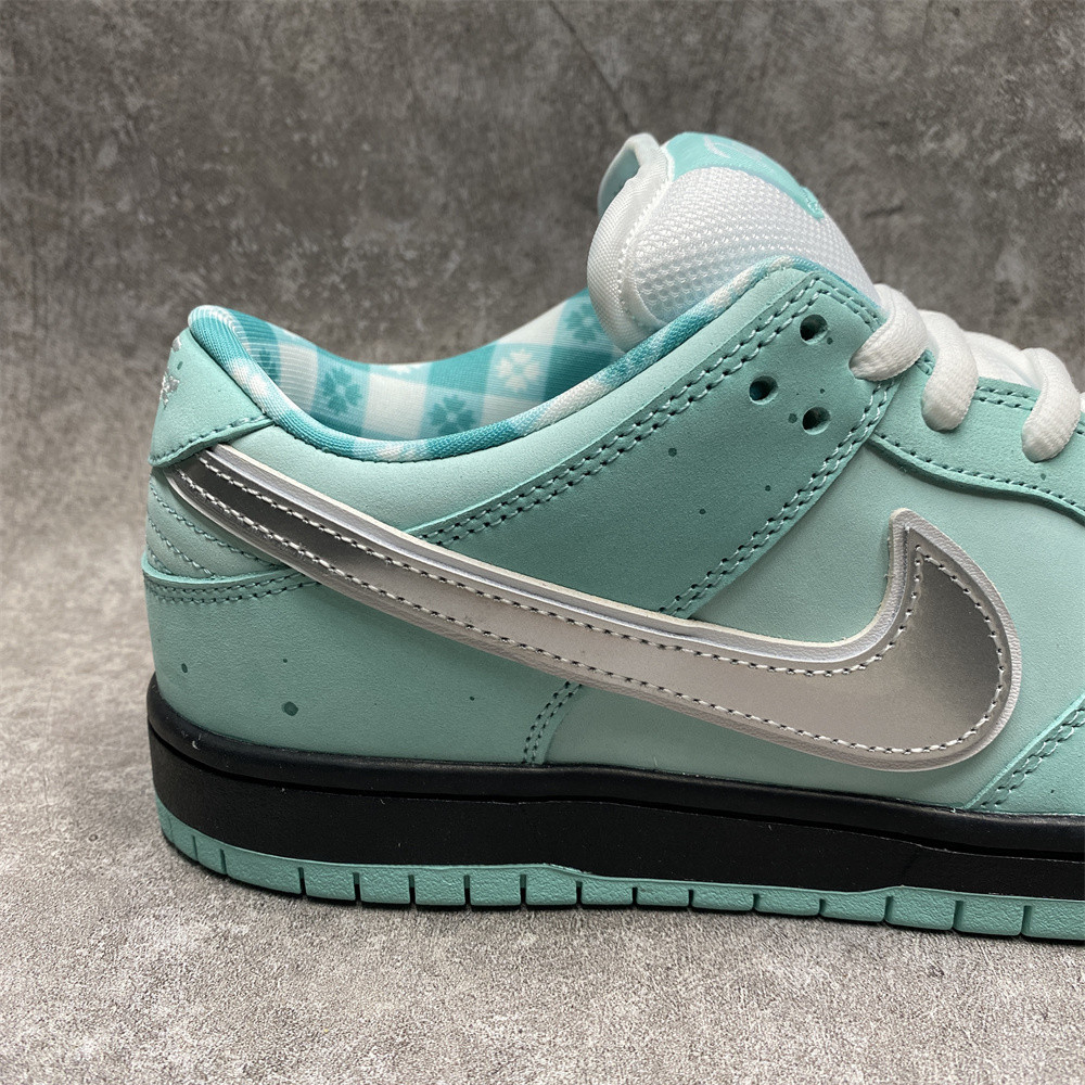 Nike SB Dunk Low green