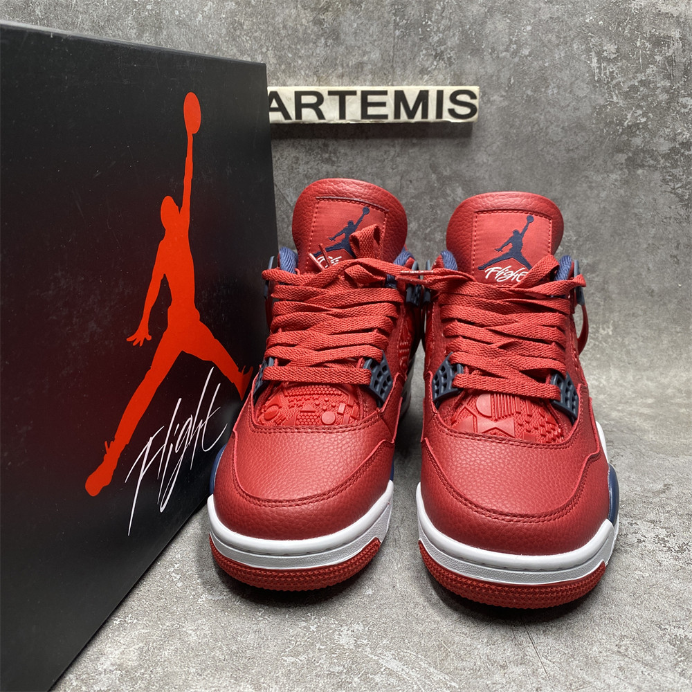 AIR JORDAN 4 RETRO