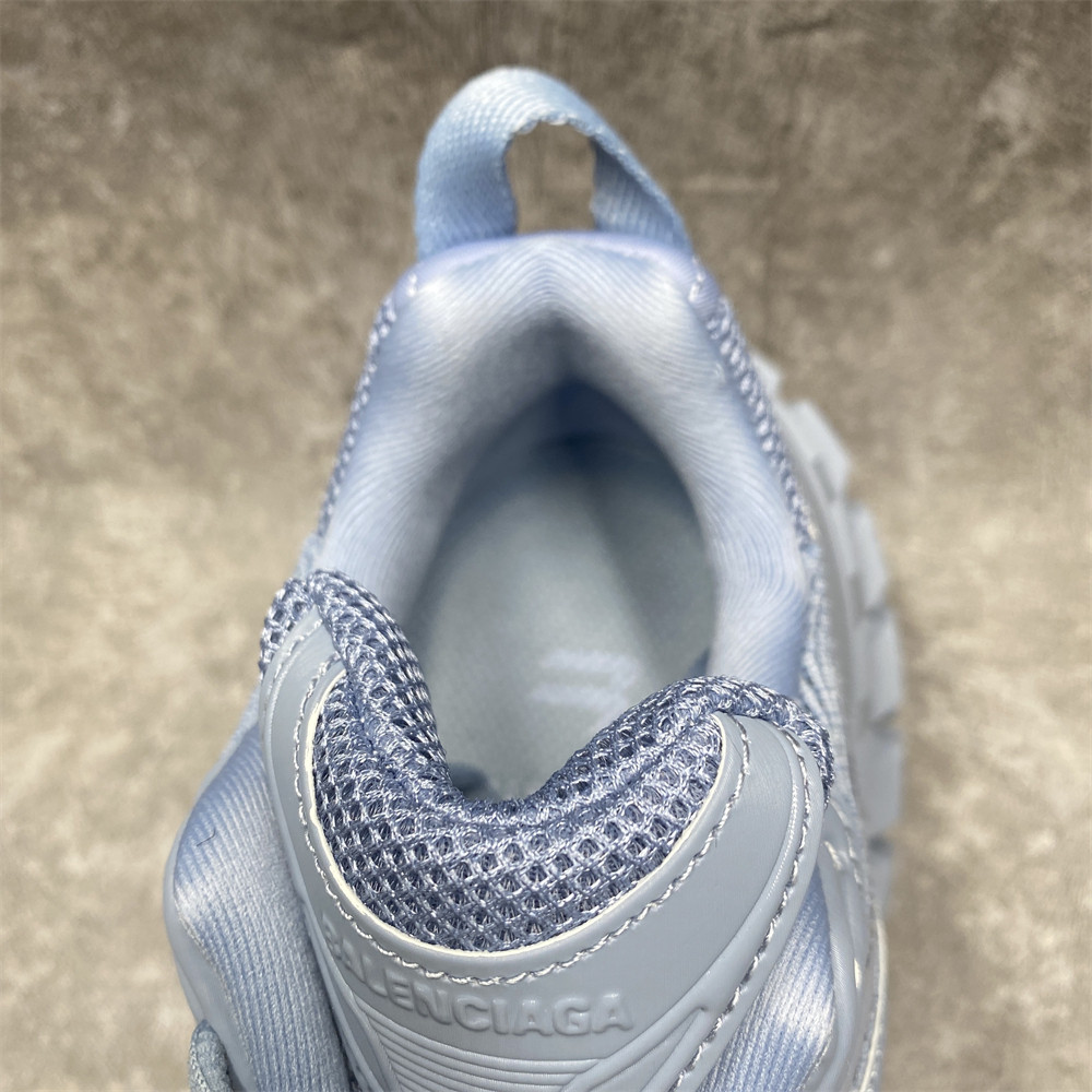 Balenciga Bouncer Moon