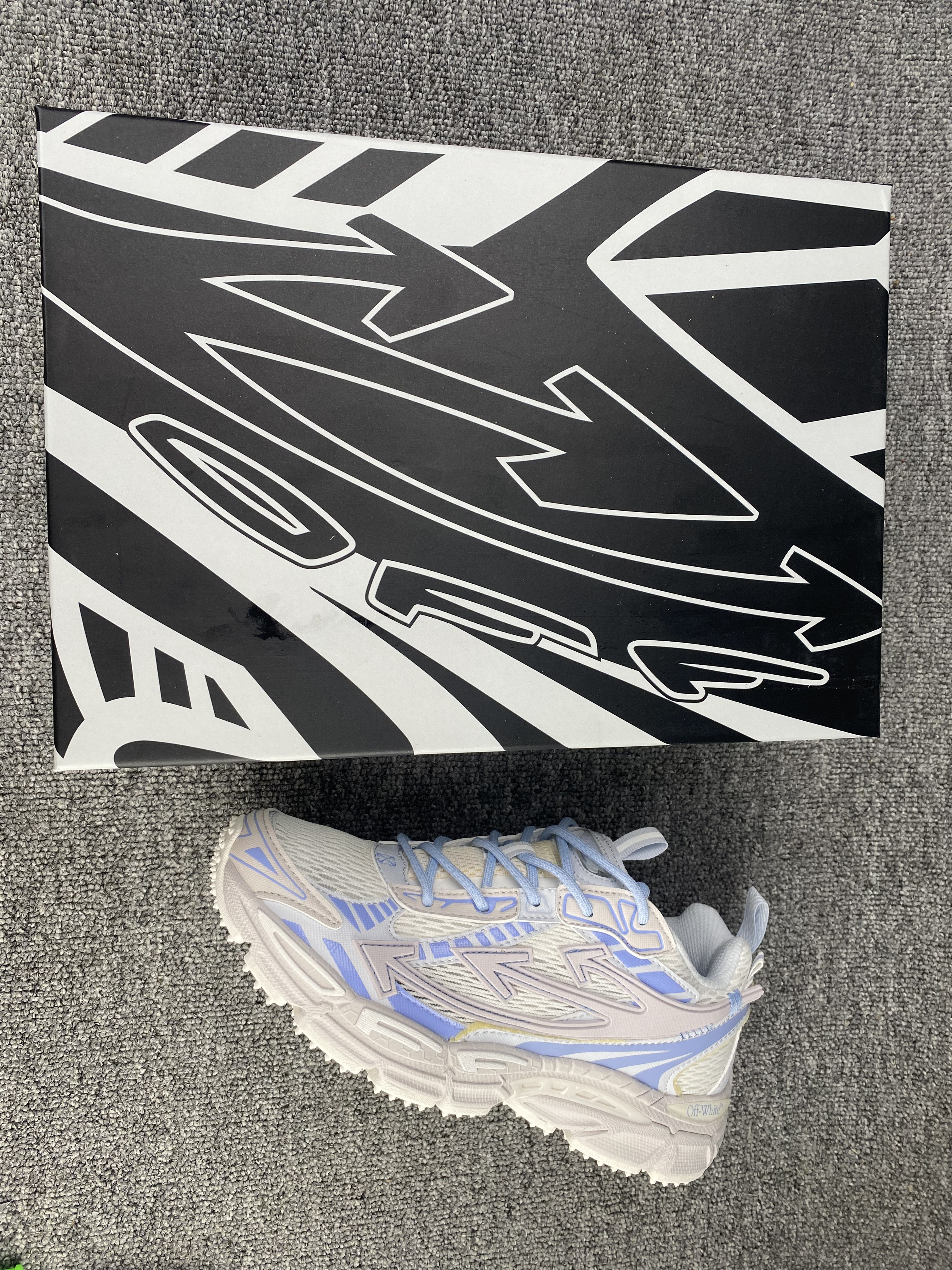 UA Off-White "BE RIGHT BACK"