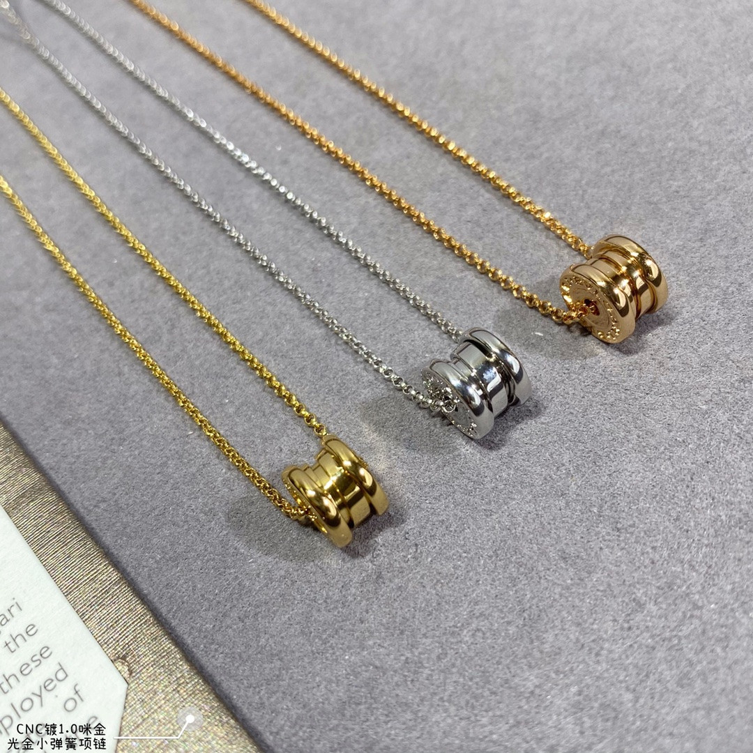 B*l*ai light gold small spring necklace