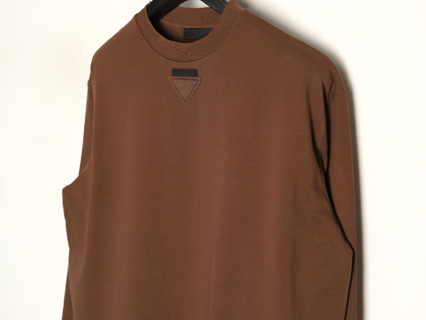 Pra*a long-sleeved t-shirt