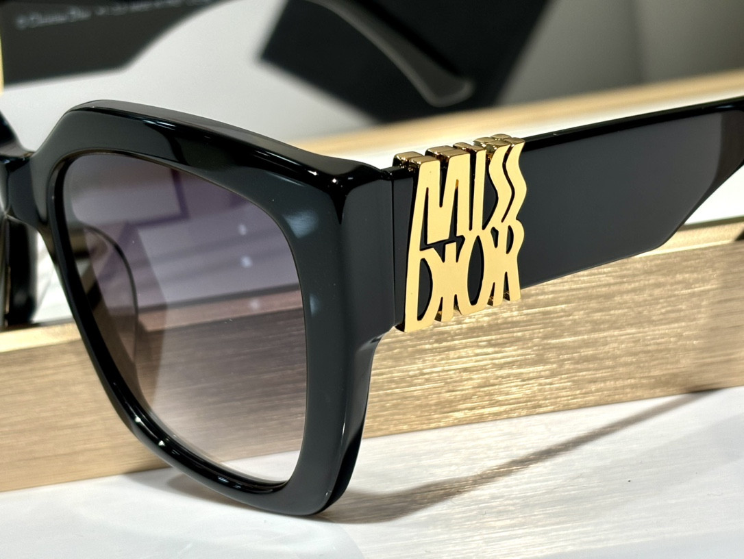 D*or glasses