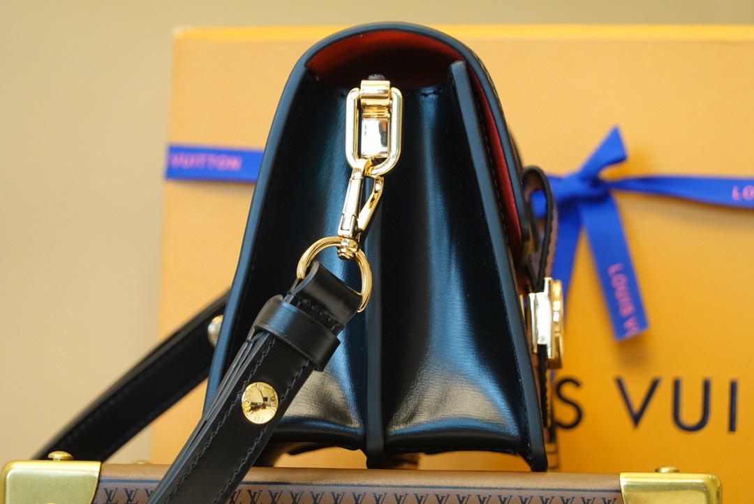 LV MINI DAUPHINE M45889