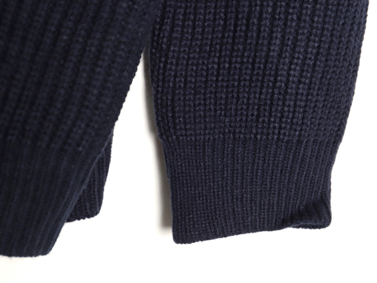 Ce**e 21fw sweaters