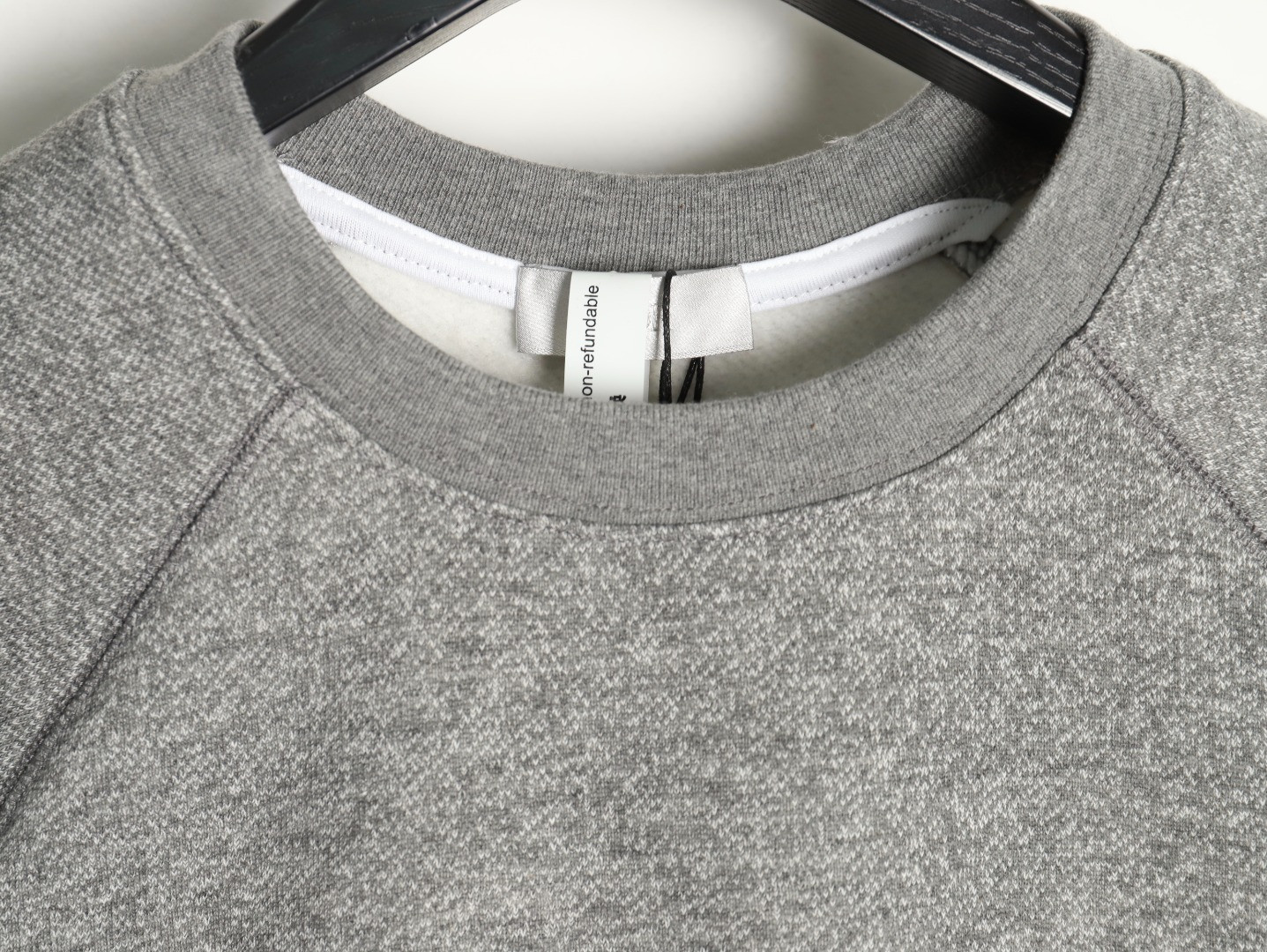 D*or short-sleeved t-shirt