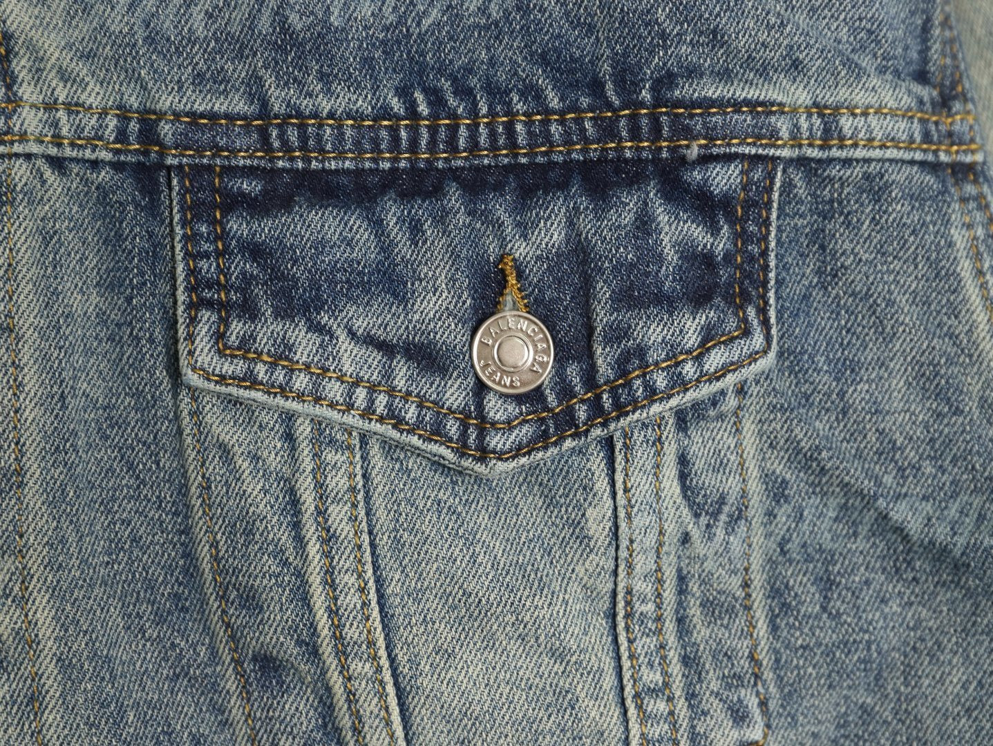 Ba*len*cia*ga denim coats