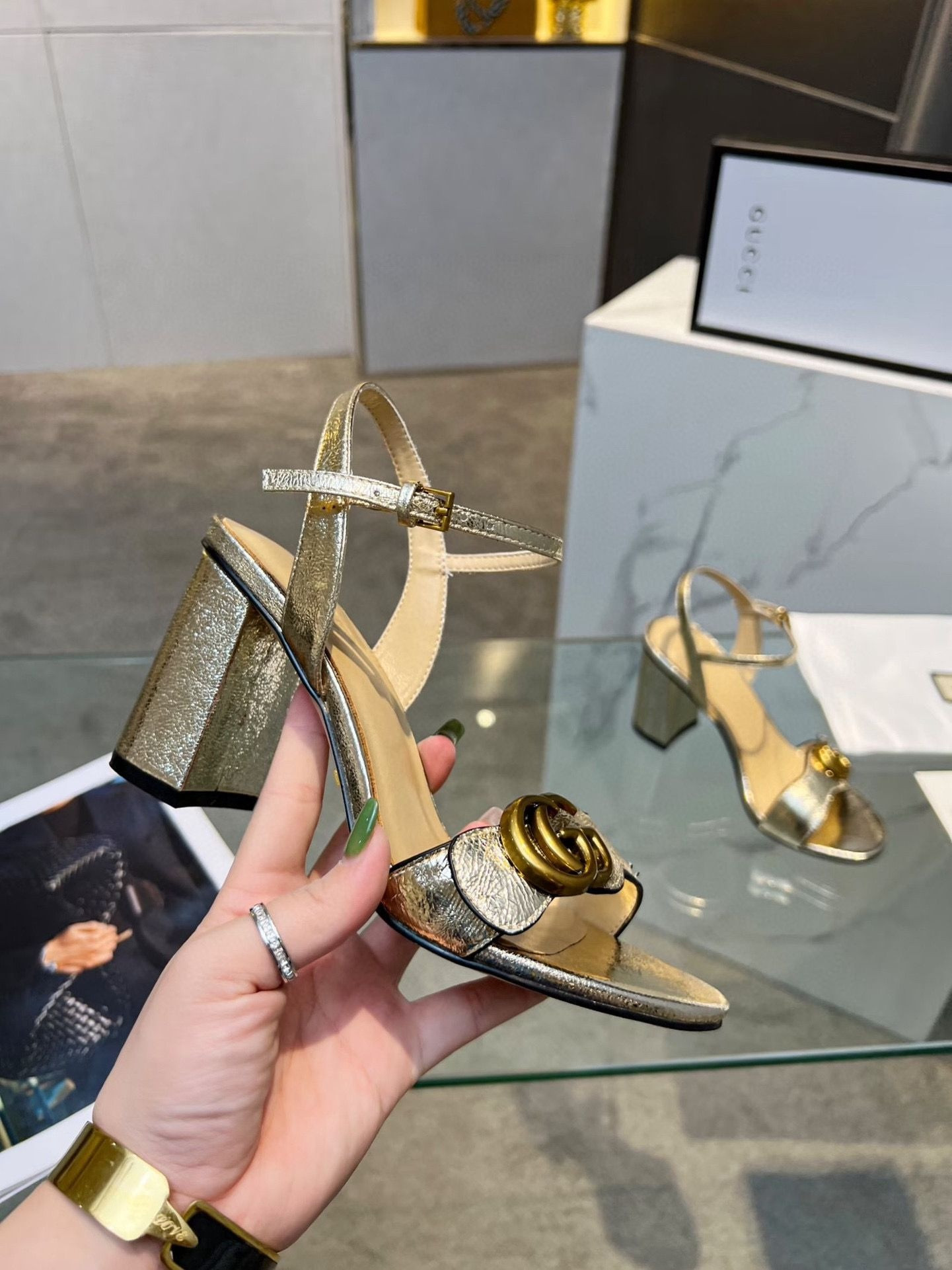 ua G*u*i horsebit heeled sandal