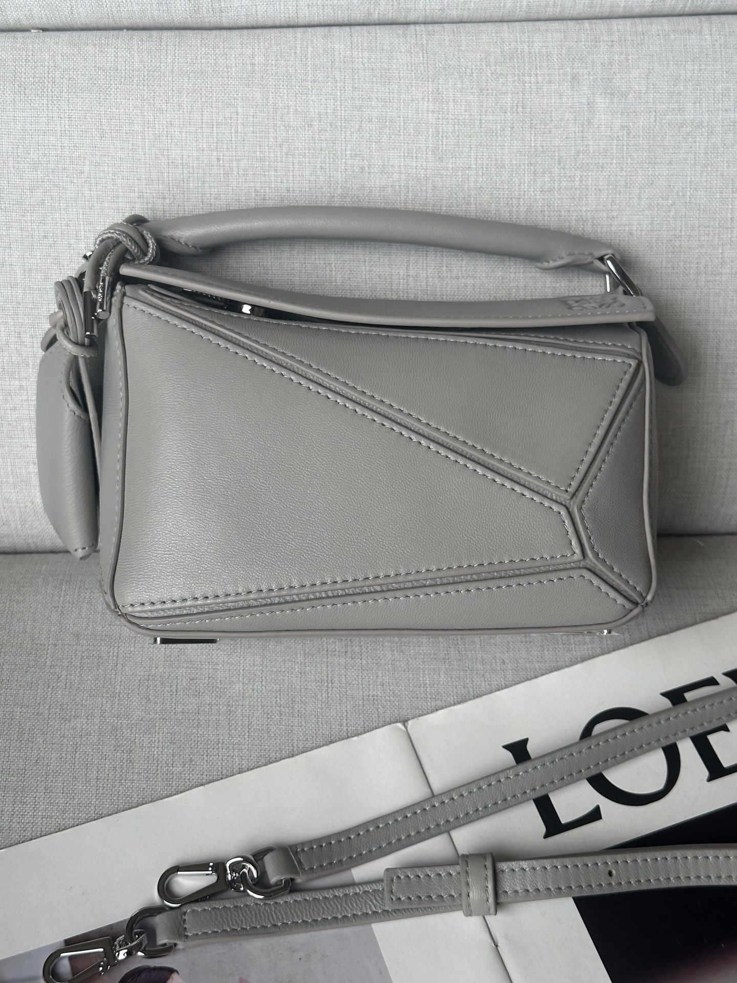 L0ew* mini featherlight puzzle bag nappa lambskin 18x12.5x8cm