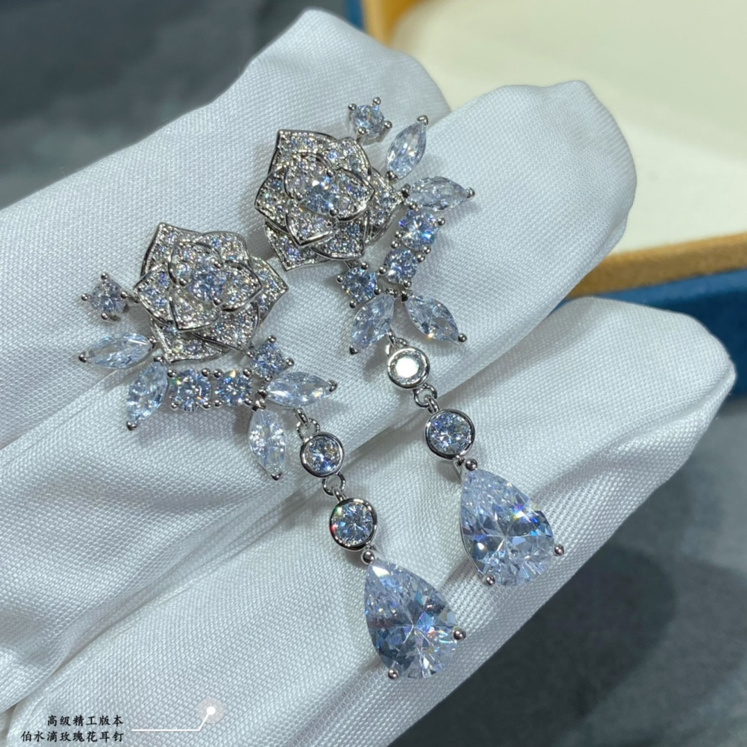 Piaget Teardrop rose Earrings