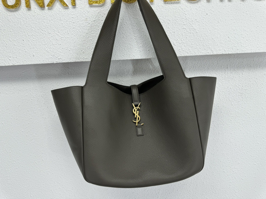 Y*L le 5 À 7 bea in grained leather 50×28×18cm