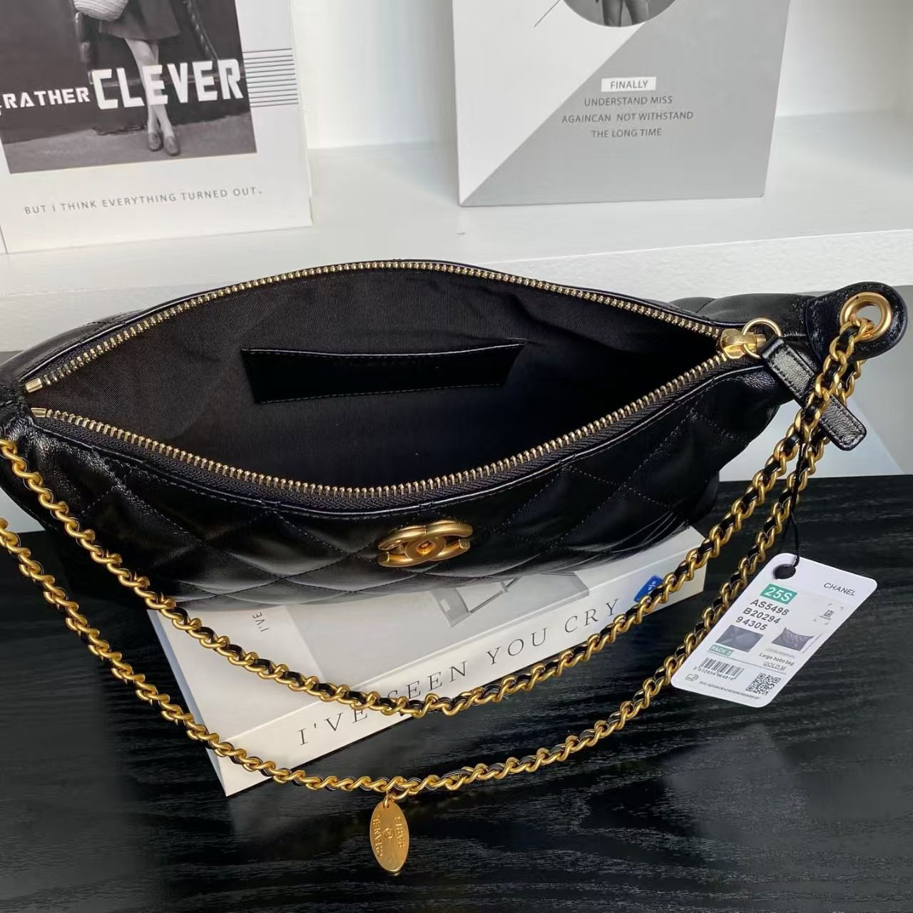 Ch*el hobo chain shoulder bag 20x32x6cm