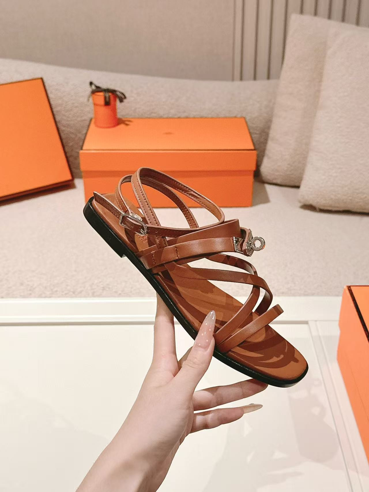 ua H**me5 june sandal
