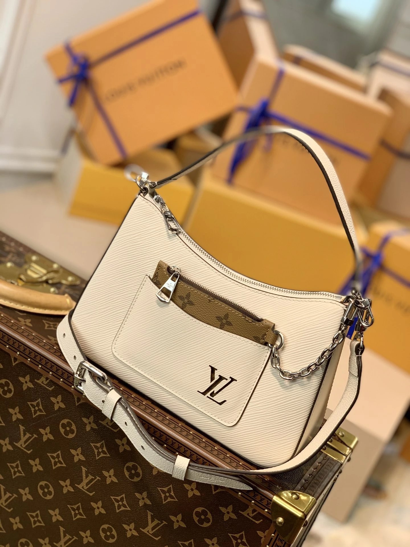 LV MARELLE M80688