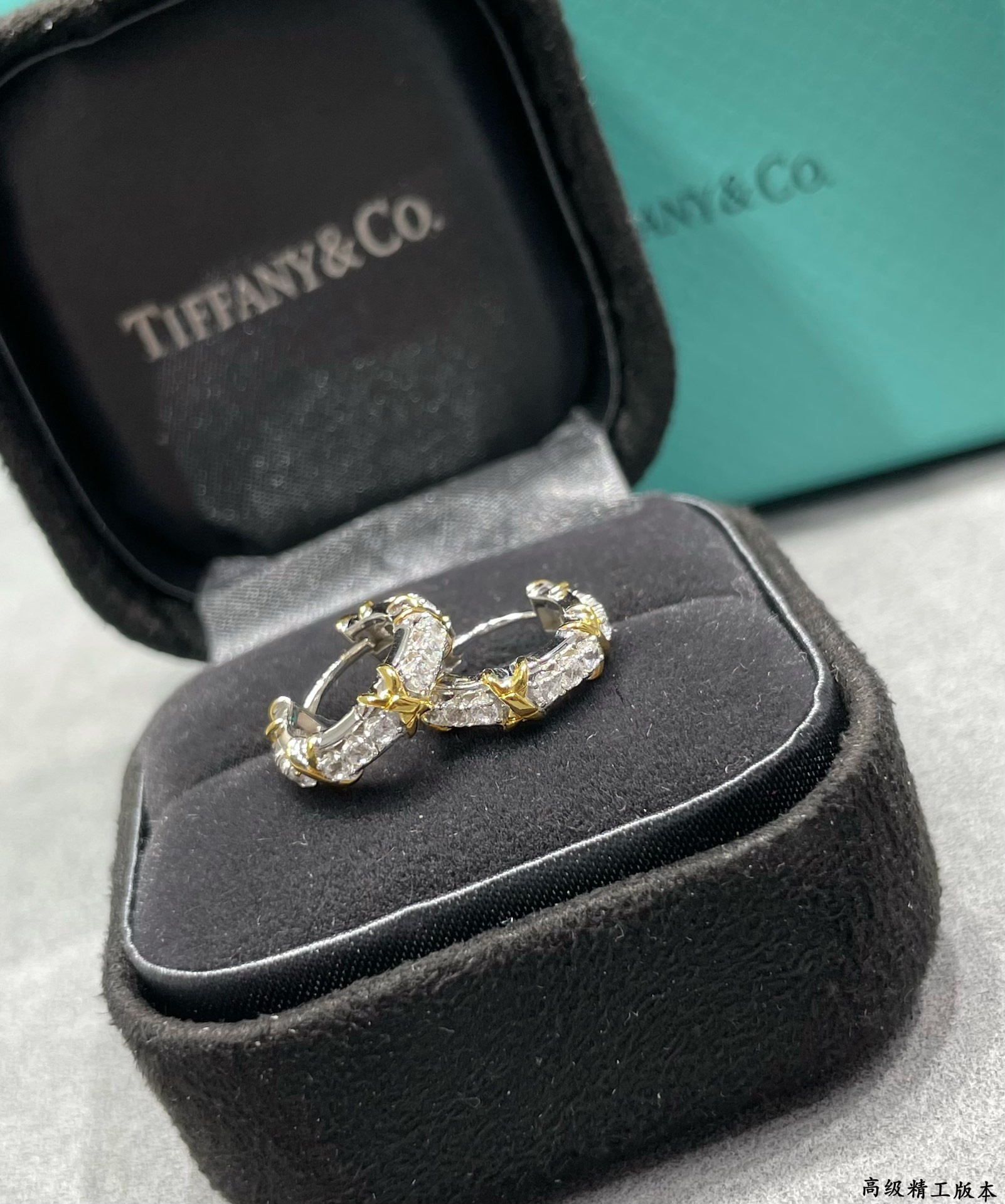 T*f*ny & co. mini cross dual-tone hoop earrings