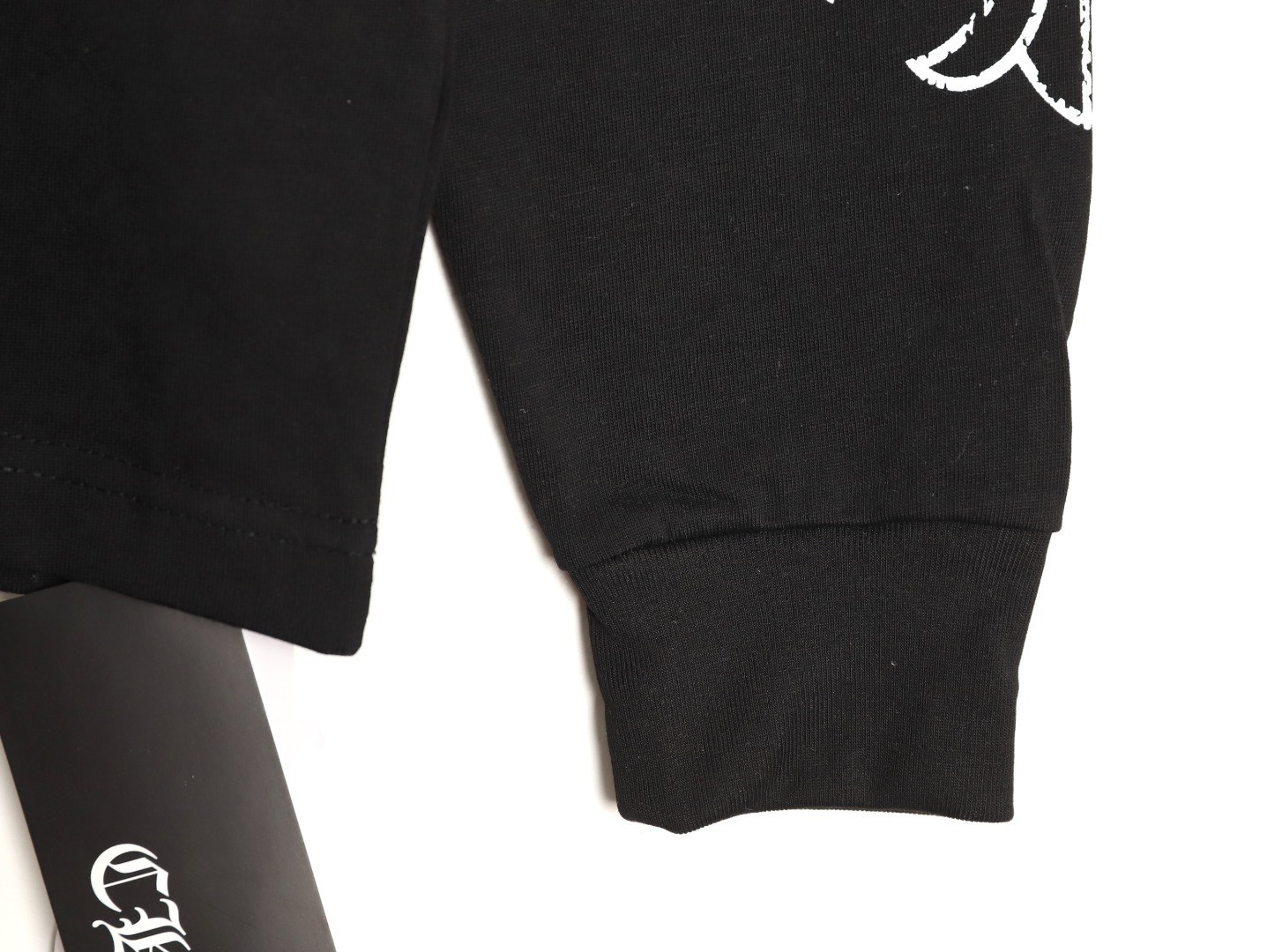 Ch**me He**ts long-sleeved t-shirt