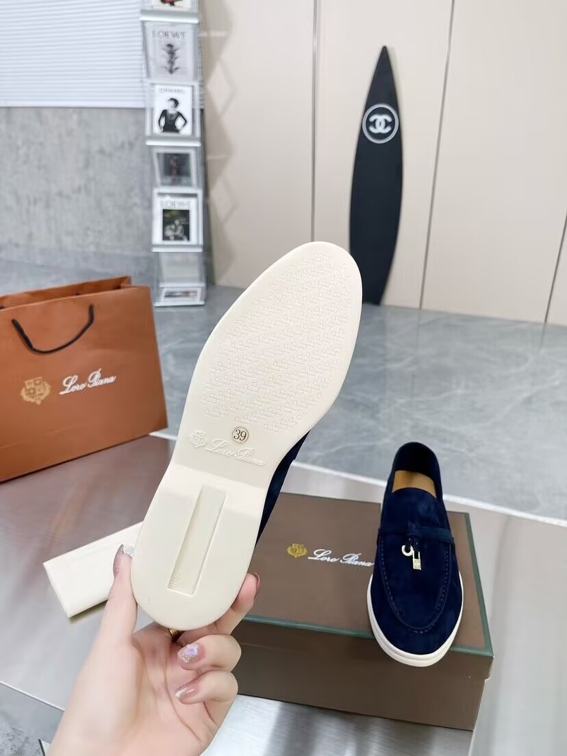 ua L**o p*ana summer charms walk loafers