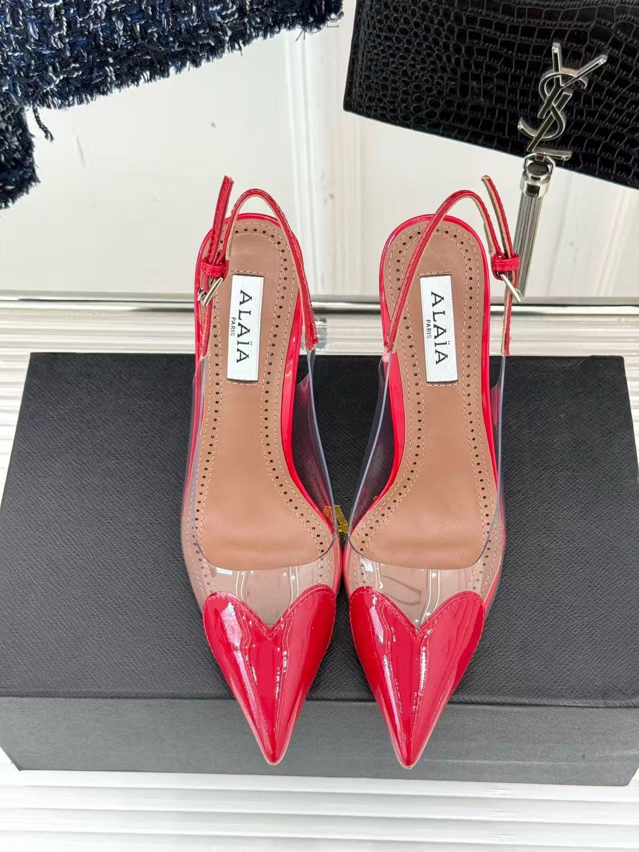 UA ALAÏA Patent Heart-Toe Stiletto Pumps