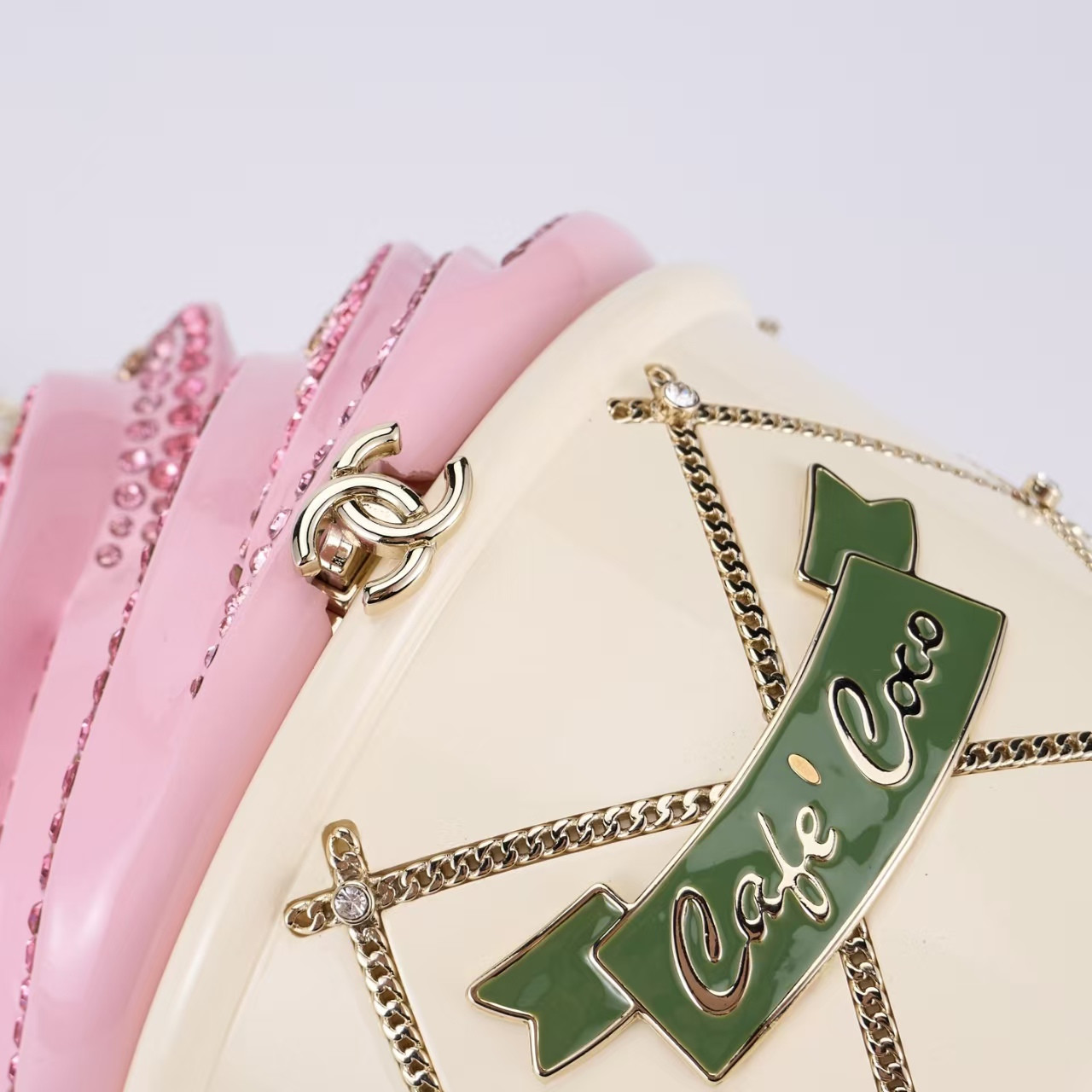 Ch*el ice cream bag