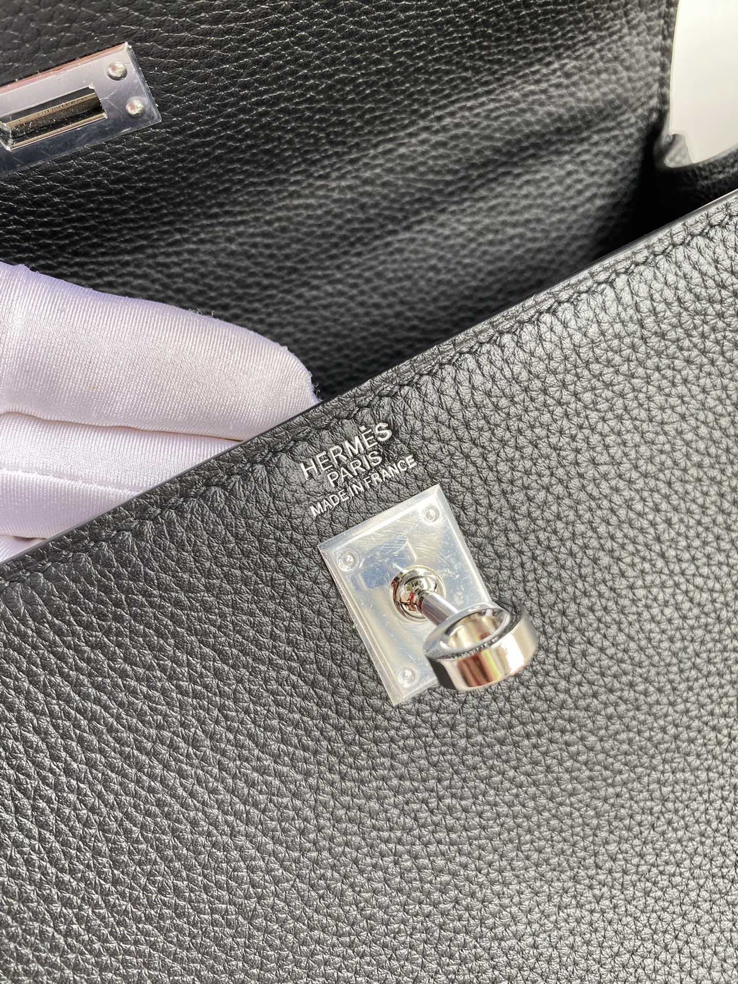 HERMÈS Kelly Silver-tone Hardware 25 28