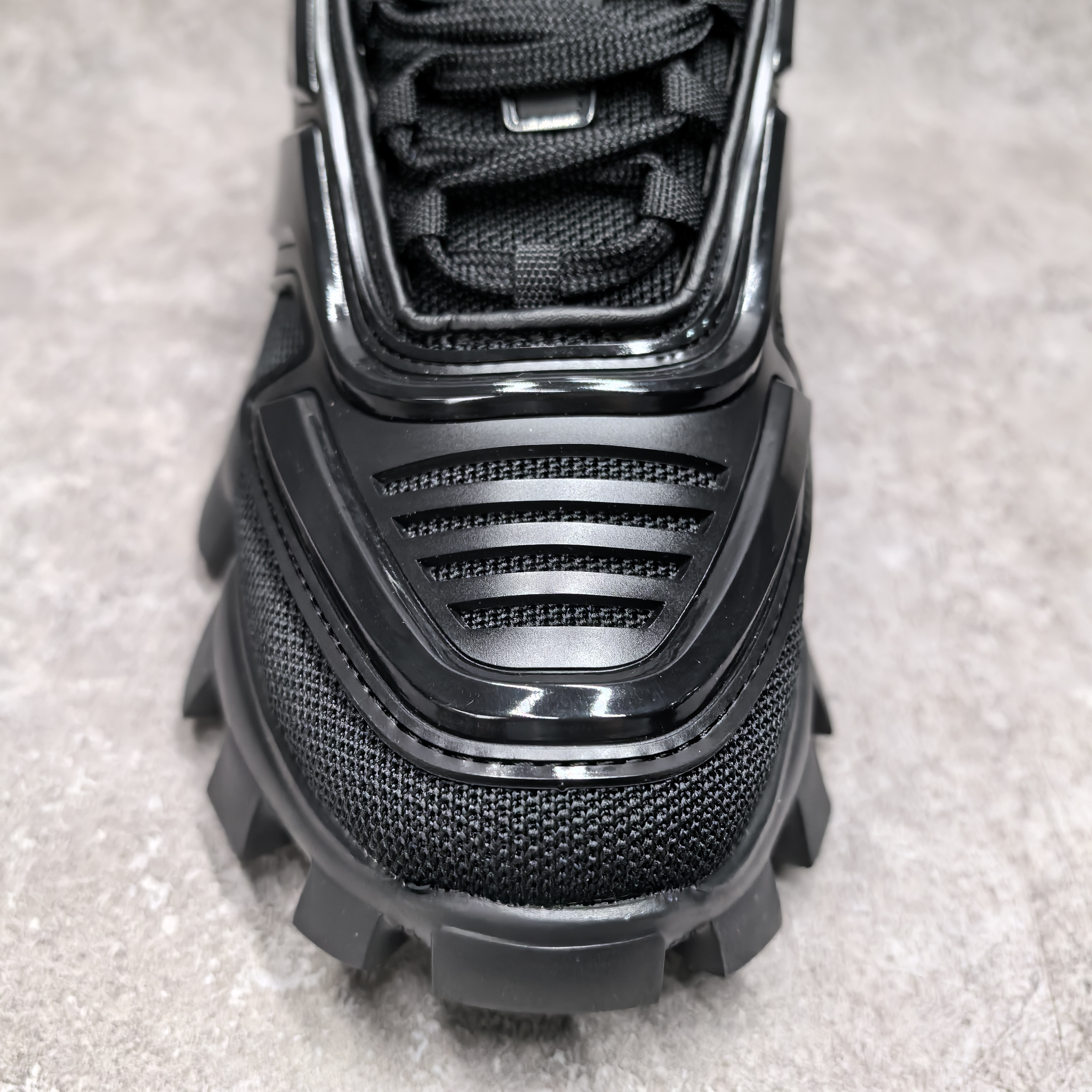 ua Pra*a sneakers