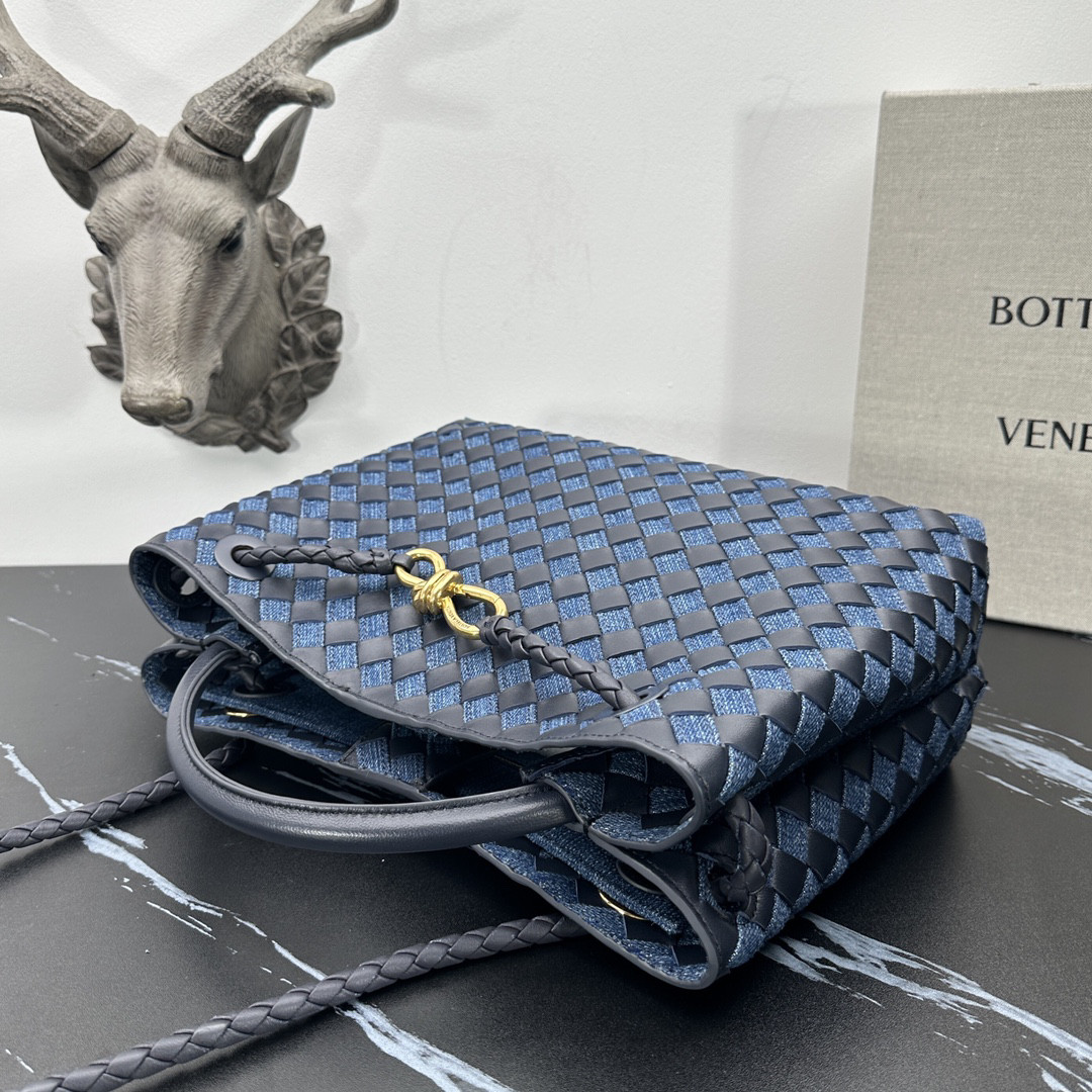bo*te*ga Ve*ne*ta medium andiamo 32x25x11cm