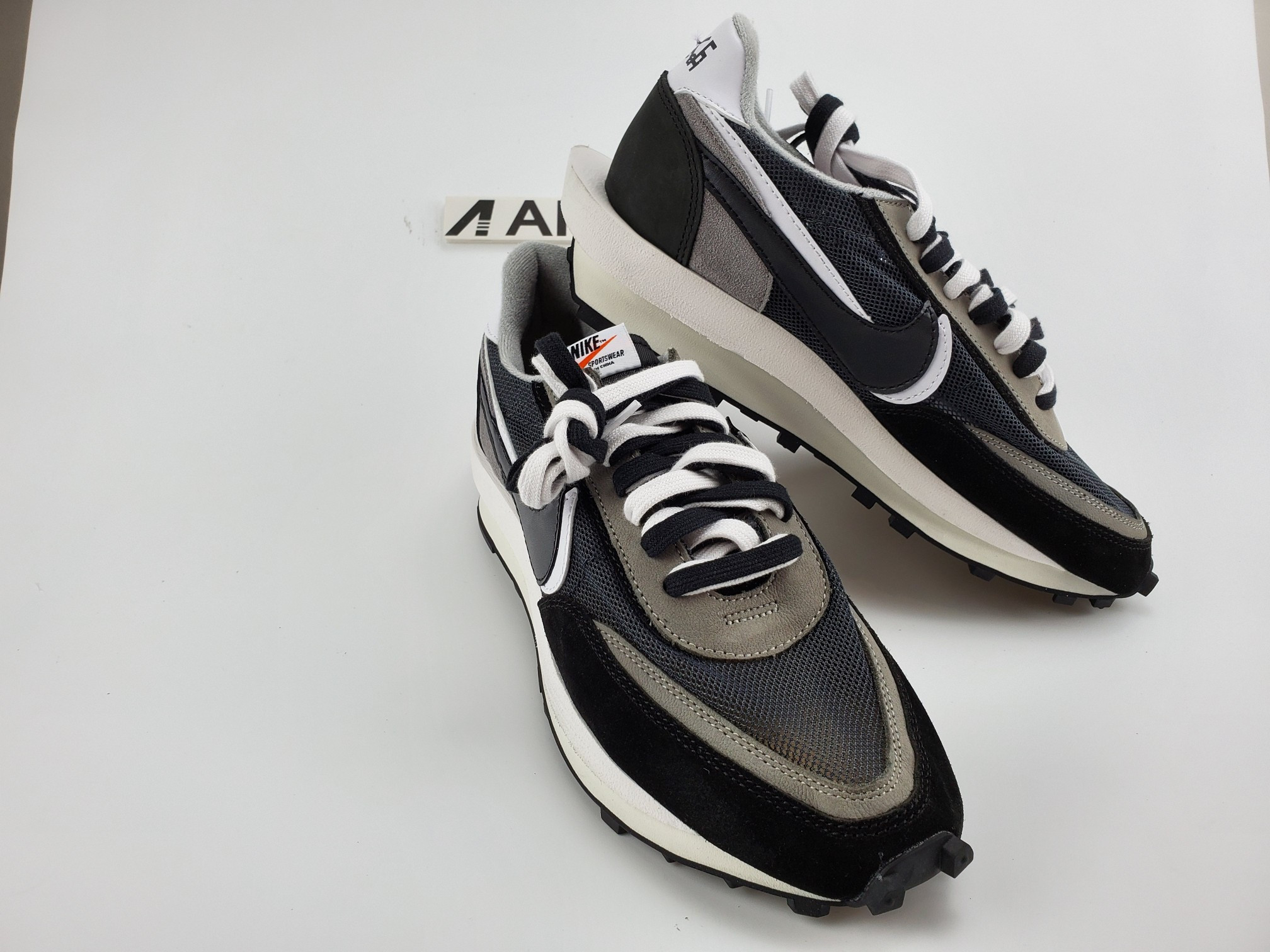Nike LD Waffle Sacai Black Anthracite