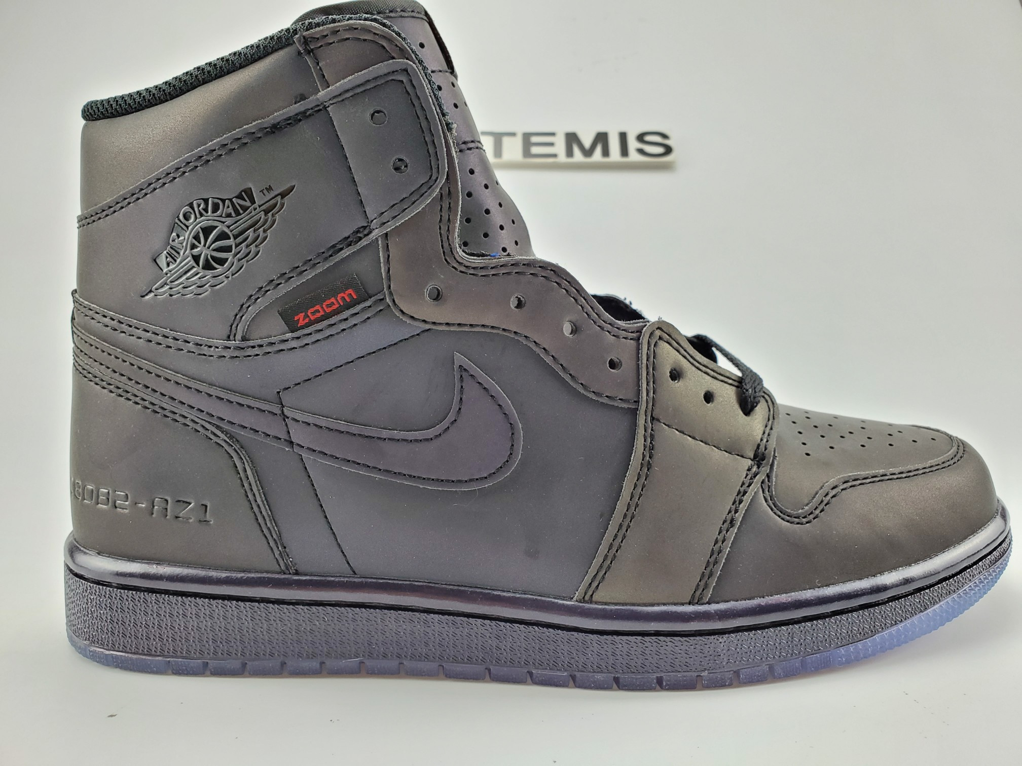 Air Jordan 1 Retro High Zoom Fearless