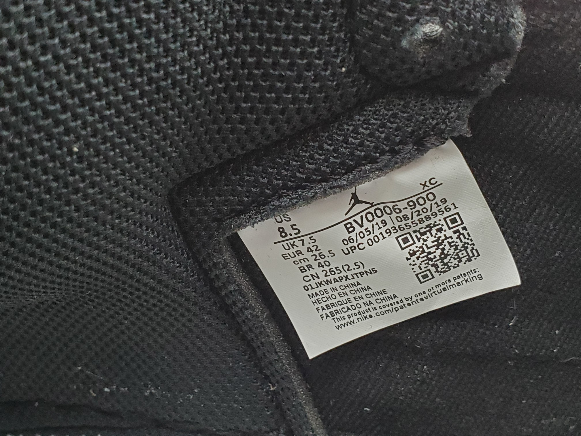 Air Jordan 1 Retro High Zoom Fearless