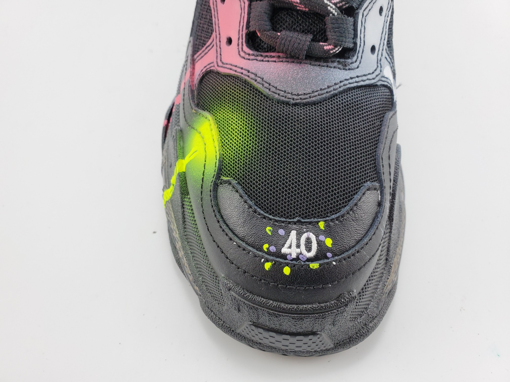 Balenciga Triple S Graffiti