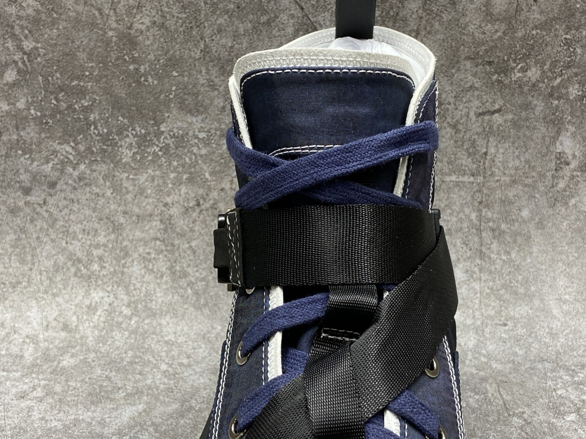 D*or b23 high top blue