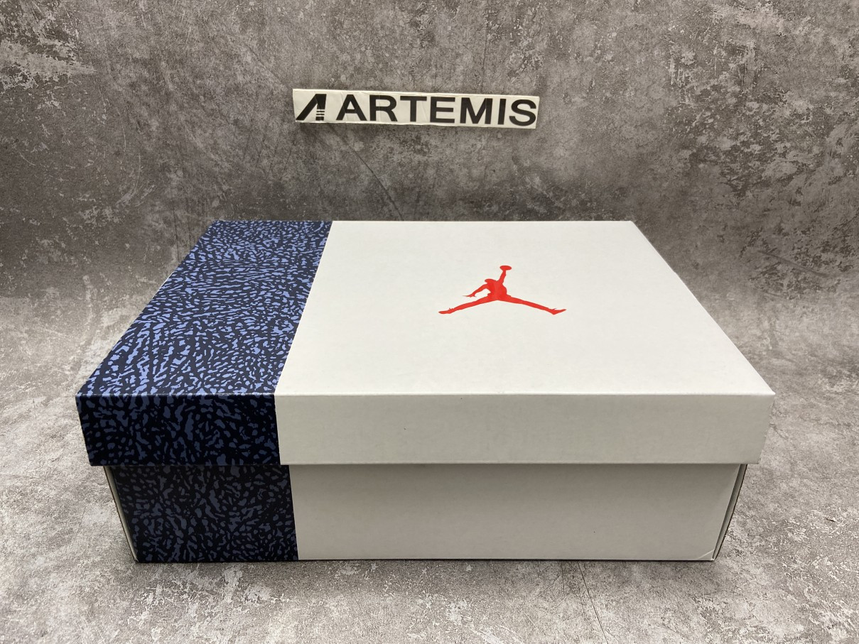 Air Jordan 3 Retro Denim SE Fire Red