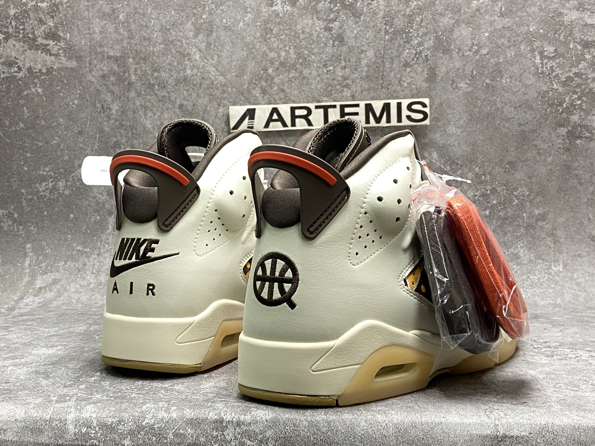 Air Jordan 6 Retro Quai54 Sail Brown